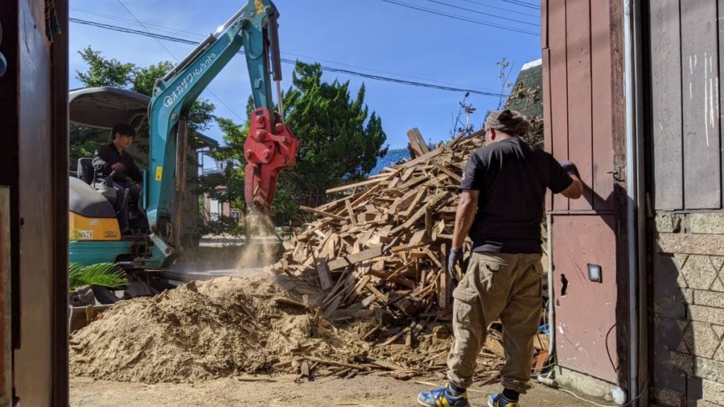 Kamisu replacing floor