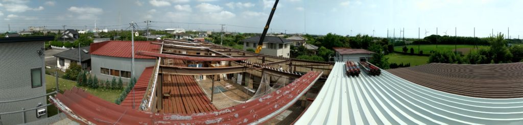 Kamisu replacing roof